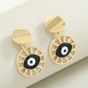 Fashionable evil eye style earrings!